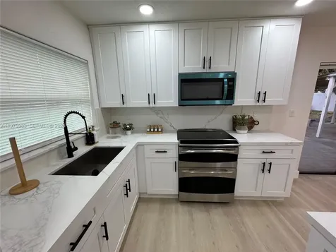 14335 SW 109th Court Miami FL 33176
