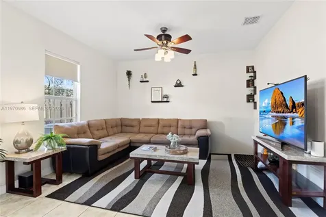 6959 Julia Gardens Drive Coconut Creek FL 33073