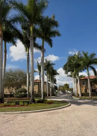 6959 Julia Gardens Drive Coconut Creek FL 33073