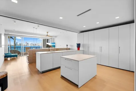 4921 Fisher Island Drive Miami Beach FL 33109
