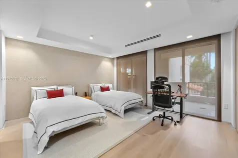 4921 Fisher Island Drive Miami Beach FL 33109