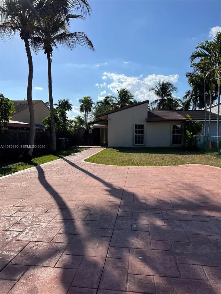 158 SW 96th Court Miami FL 33174