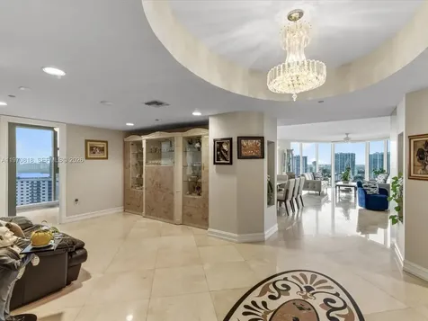 19333 Collins Avenue Sunny Isles Beach FL 33160