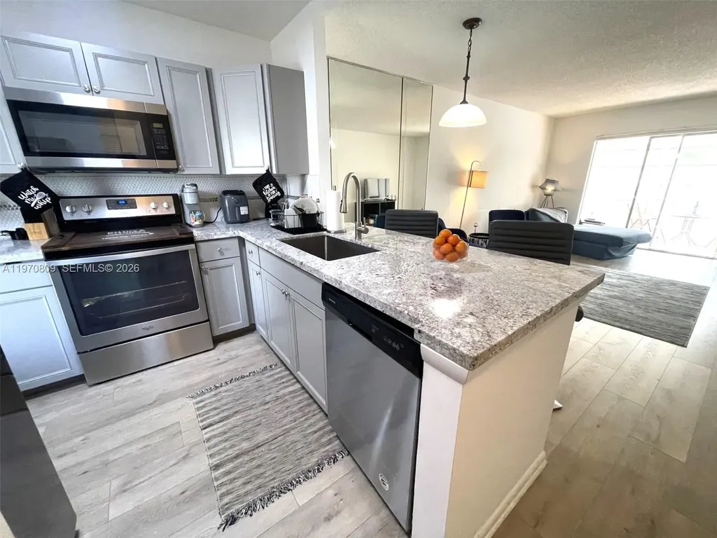 5102 NW 36th Street Lauderdale Lakes FL 33319