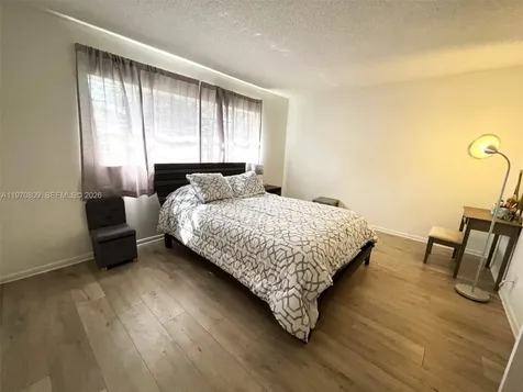 5102 NW 36th Street Lauderdale Lakes FL 33319