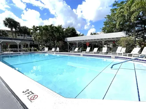 5102 NW 36th Street Lauderdale Lakes FL 33319