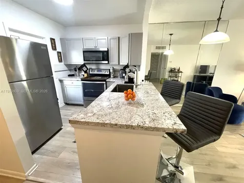 5102 NW 36th Street Lauderdale Lakes FL 33319