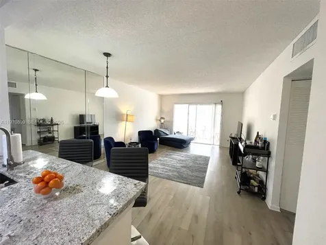 5102 NW 36th Street Lauderdale Lakes FL 33319