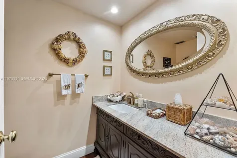 4905 SW 71st Place Miami FL 33155