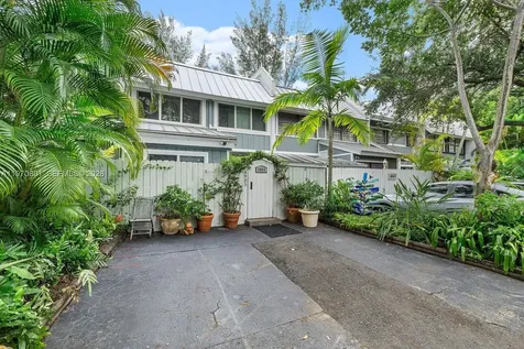 4905 SW 71st Place Miami FL 33155