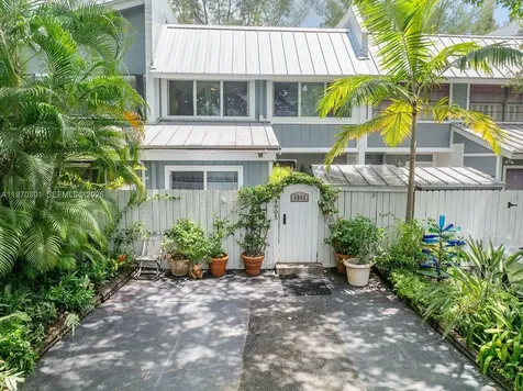 4905 SW 71st Place Miami FL 33155