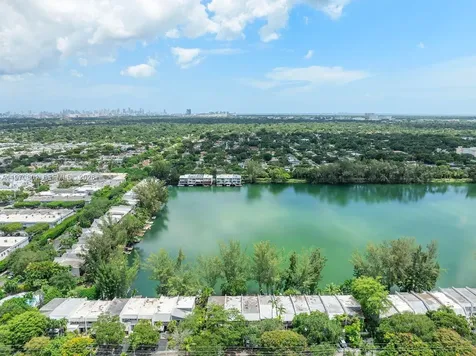 4905 SW 71st Place Miami FL 33155