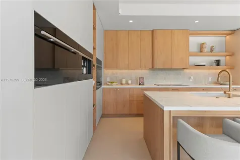 5854 SW 30th Street Miami FL 33155