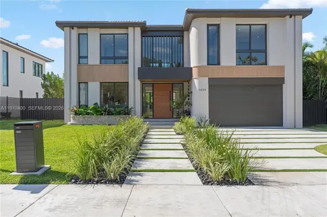 5854 SW 30th Street Miami FL 33155