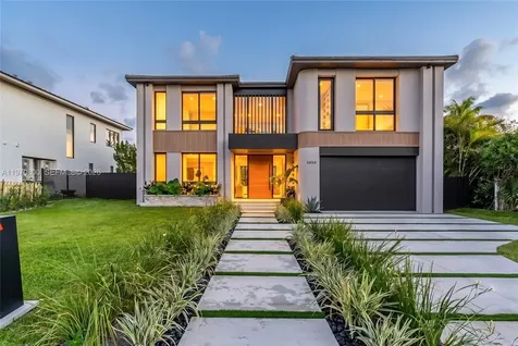 5854 SW 30th Street Miami FL 33155