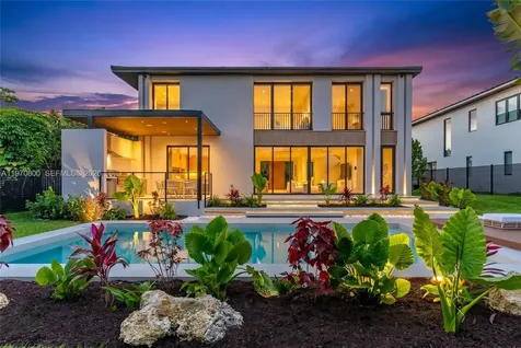 5854 SW 30th Street Miami FL 33155