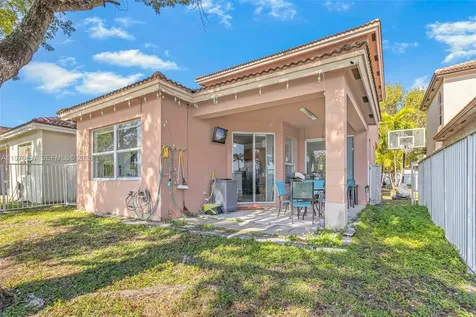 3736 NE 9 Court Homestead FL 33033
