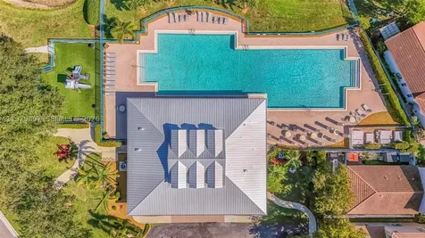 3736 NE 9 Court Homestead FL 33033