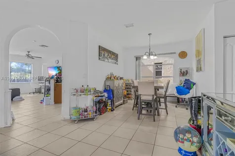 3736 NE 9 Court Homestead FL 33033