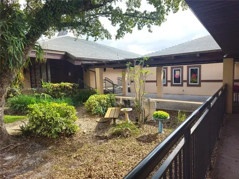 6701 S Miami Lakeway S Miami Lakes FL 33014