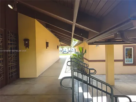 6701 S Miami Lakeway S Miami Lakes FL 33014