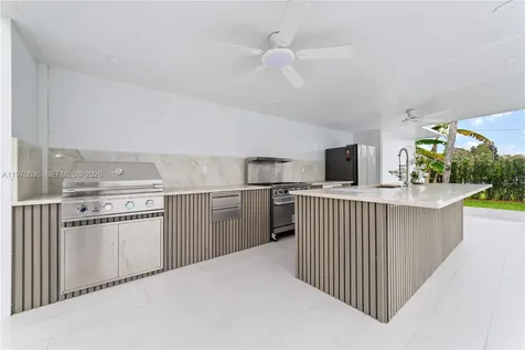 2651 SW 141st Terrace Davie FL 33330
