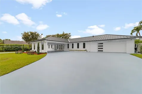 2651 SW 141st Terrace Davie FL 33330