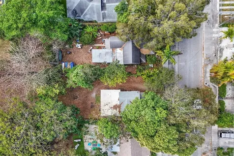 3554 William Avenue Miami FL 33133
