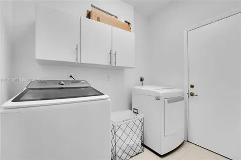 11261 NW 55th Lane Doral FL 33178