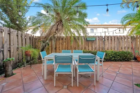 11261 NW 55th Lane Doral FL 33178