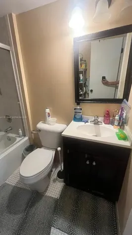 16465 NE 22nd Avenue North Miami Beach FL 33160