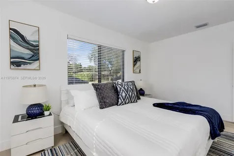 16049 NE 9th Place North Miami Beach FL 33162