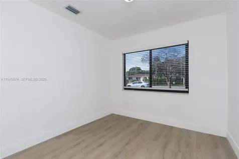 16049 NE 9th Place North Miami Beach FL 33162