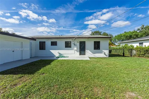 16049 NE 9th Place North Miami Beach FL 33162