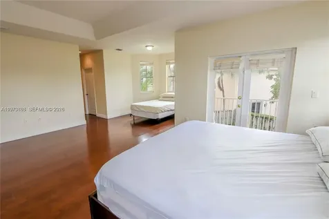 4612 NW 94th Court Doral FL 33178