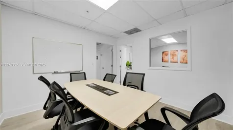 5903 NW 102th Avenue Doral FL 33178