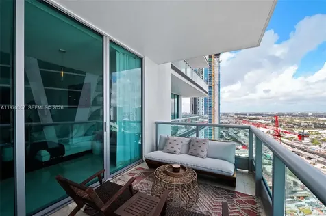 900 Biscayne Boulevard Miami FL 33132