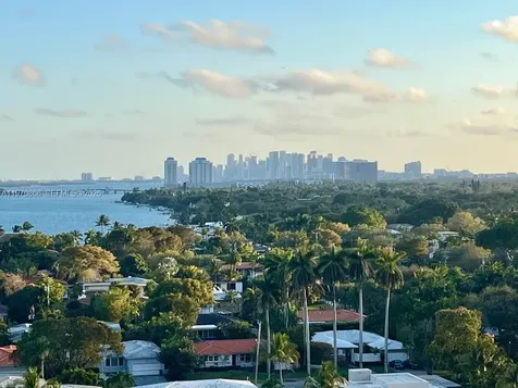 2000 Towerside Terrace Miami FL 33138