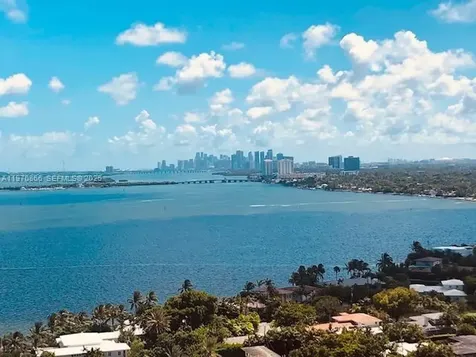 2000 Towerside Terrace Miami FL 33138