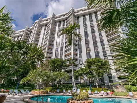 2000 Towerside Terrace Miami FL 33138