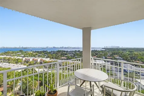 2000 Towerside Terrace Miami FL 33138