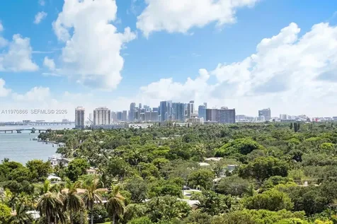2000 Towerside Terrace Miami FL 33138