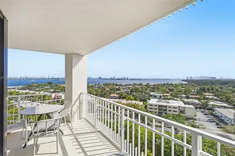 2000 Towerside Terrace Miami FL 33138