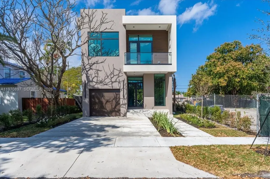 1637 Monroe Street Hollywood FL 33020