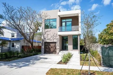 1637 Monroe Street Hollywood FL 33020