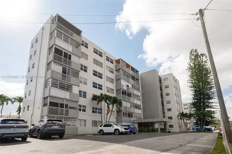 16450 Miami Drive North Miami Beach FL 33162
