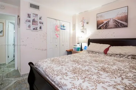 16450 Miami Drive North Miami Beach FL 33162