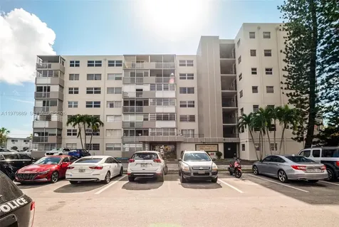 16450 Miami Drive North Miami Beach FL 33162