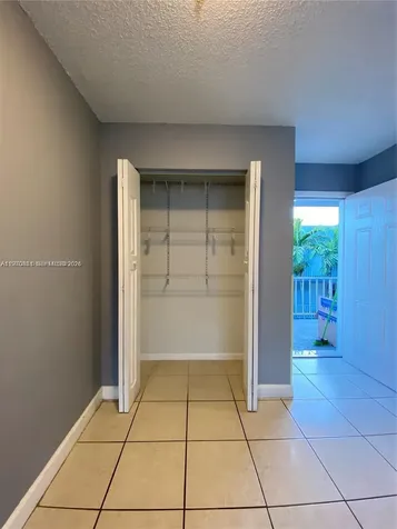 1735 W 60th Street Hialeah FL 33012