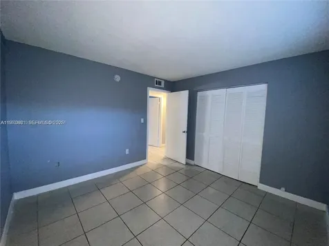 1735 W 60th Street Hialeah FL 33012